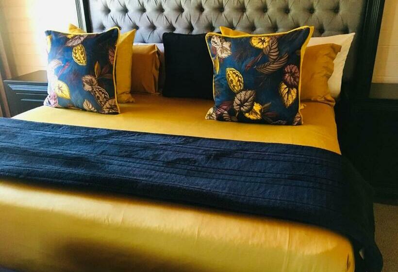 פנסיון Skills Tree 58 Pty Ltd