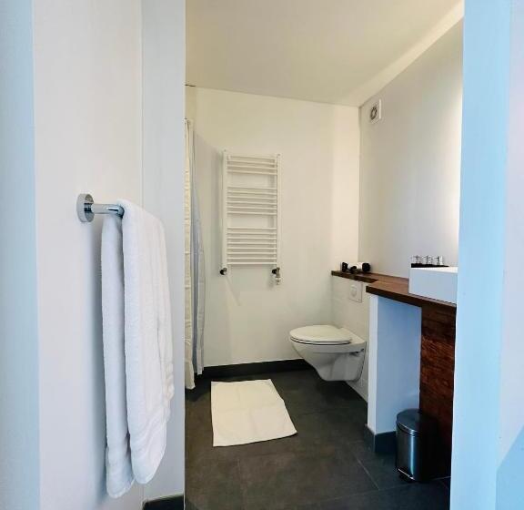 پانسیون Waterfront Fjord House