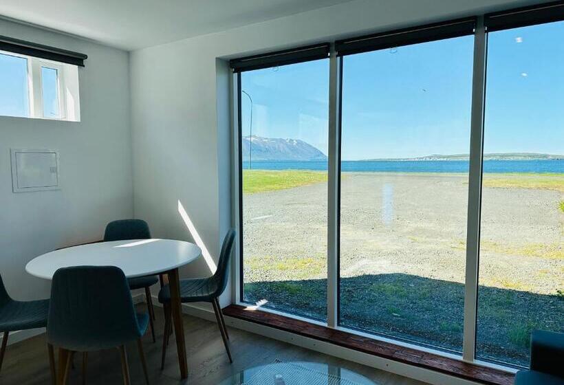 پانسیون Waterfront Fjord House