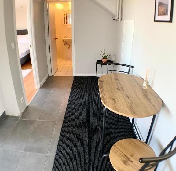 پانسیون Waterfront Fjord House