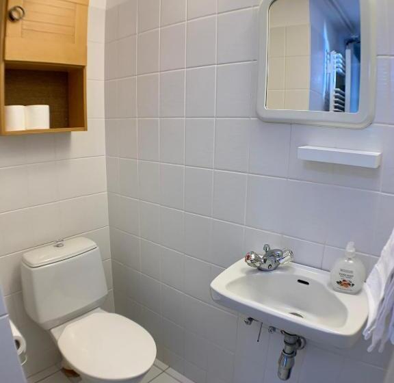 پانسیون Waterfront Fjord House