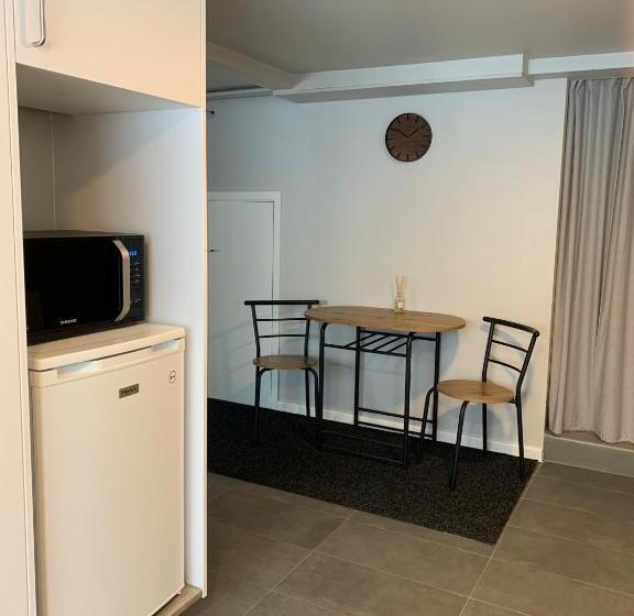 پانسیون Waterfront Fjord House