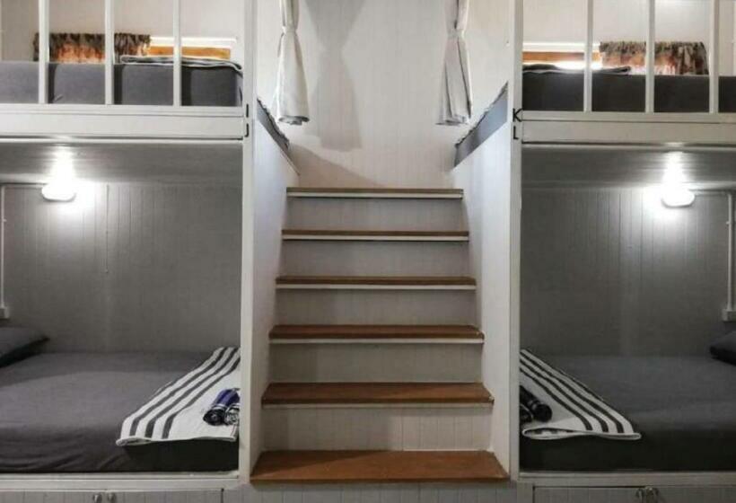 호스텔 Farm House Kohyaoyai