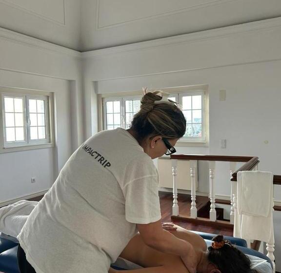 Общежитие Impact Beach House