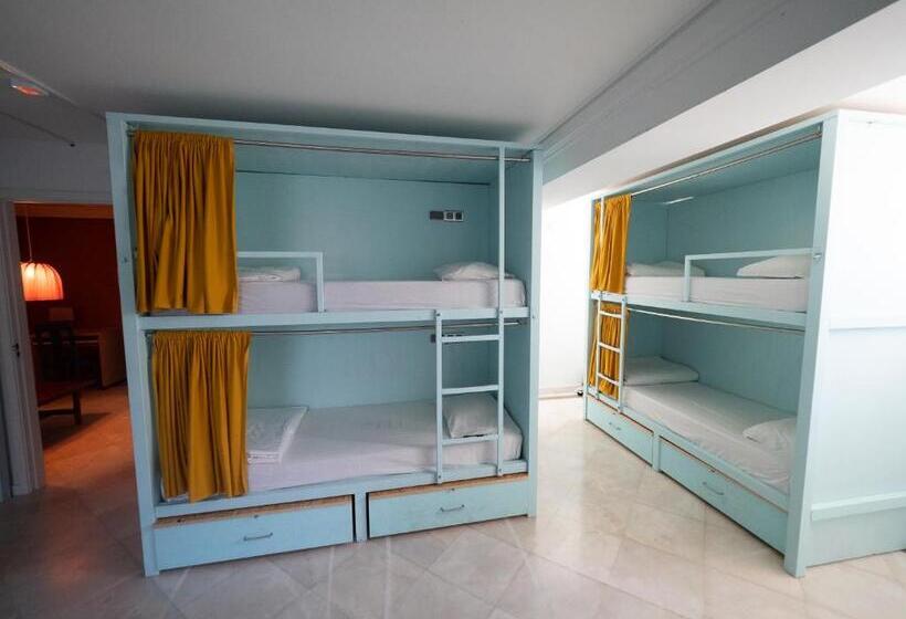 旅馆 Impact Beach House