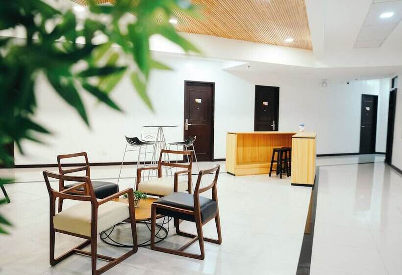 فندق صغير Travelbee Airport Inn