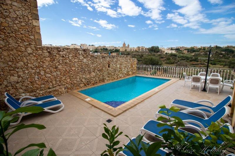 تختخواب و صبحانه Hibiscus