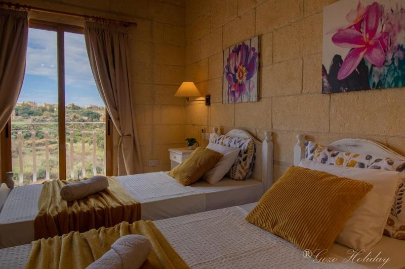 تختخواب و صبحانه Hibiscus