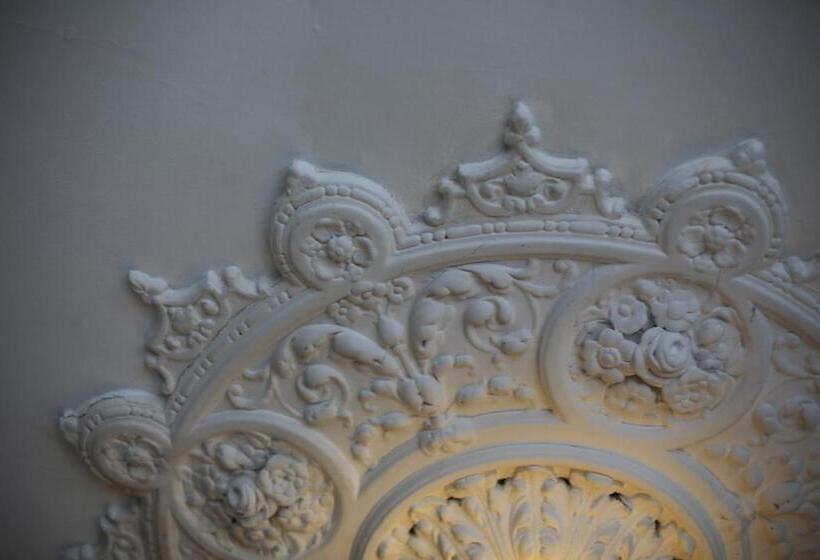 مبيت وإفطار Lobster Lodge