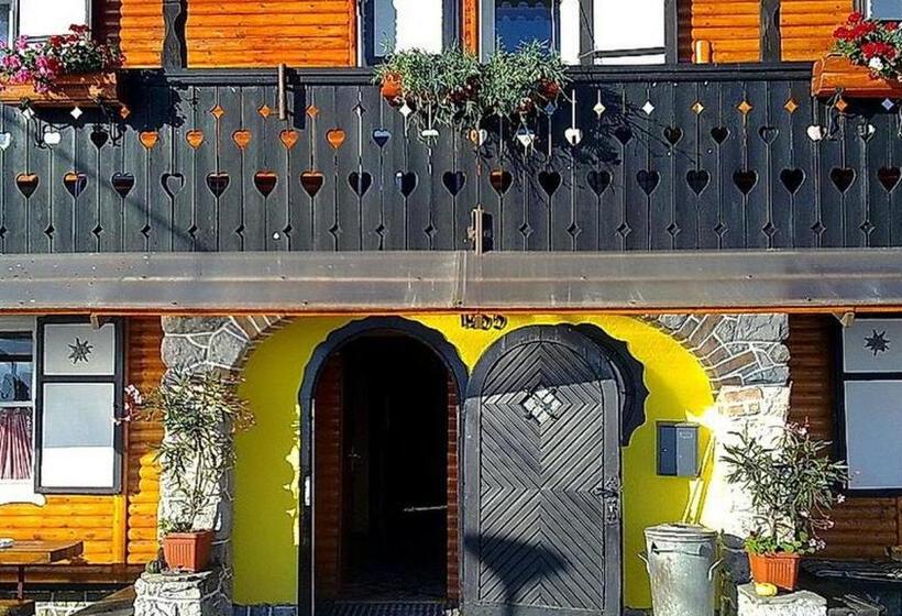 تختخواب و صبحانه Smučarska Koča