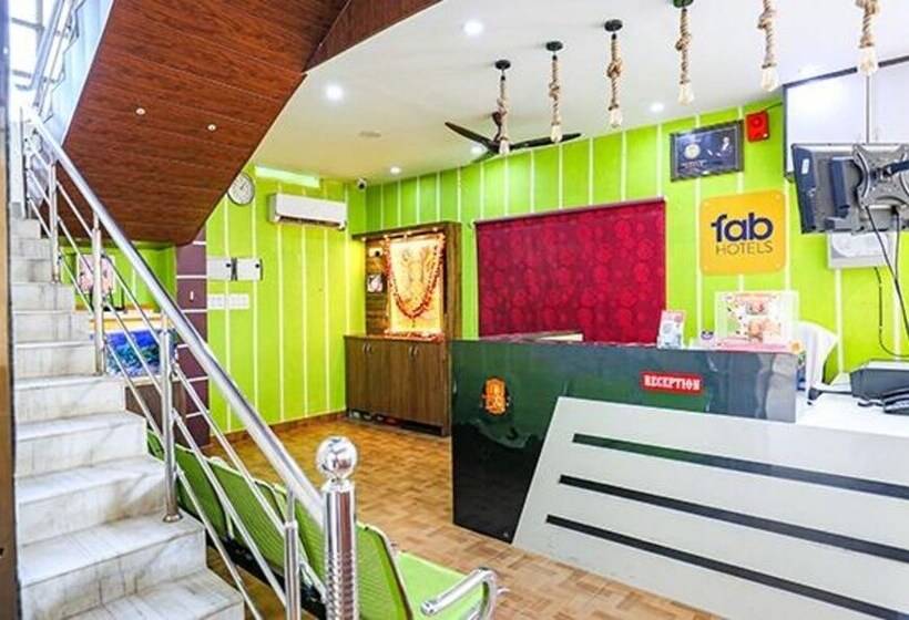 Fabhotel Shivam Palace