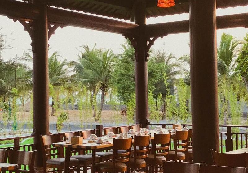 Hodota Cam Binh Resort & Spa Lagi Beach