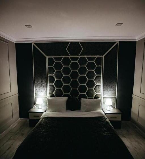 هتل Castle Resort Spa