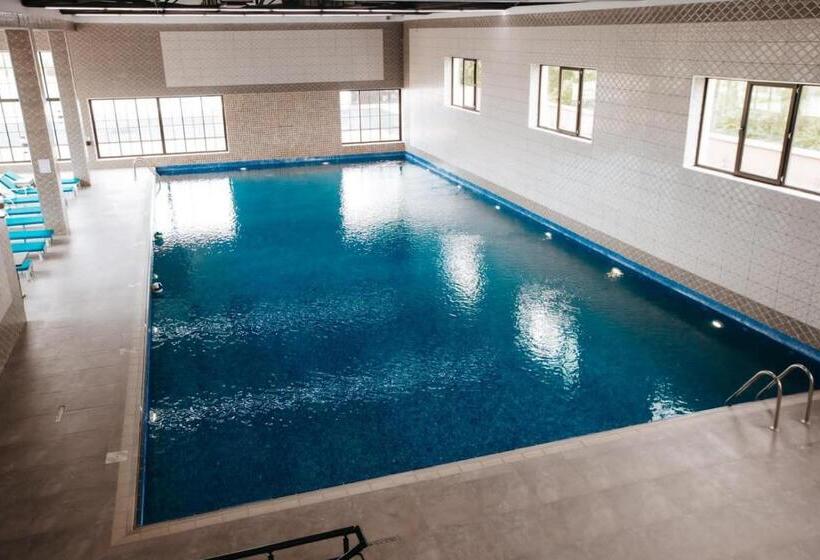 בית מלון כפרי Castle Resort Spa