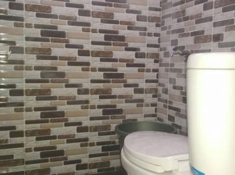 ホテル Express O 92070 Mando Homestay Syariah