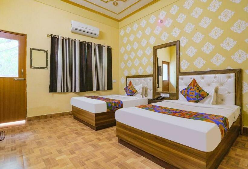 Fabhotel Shivam Palace