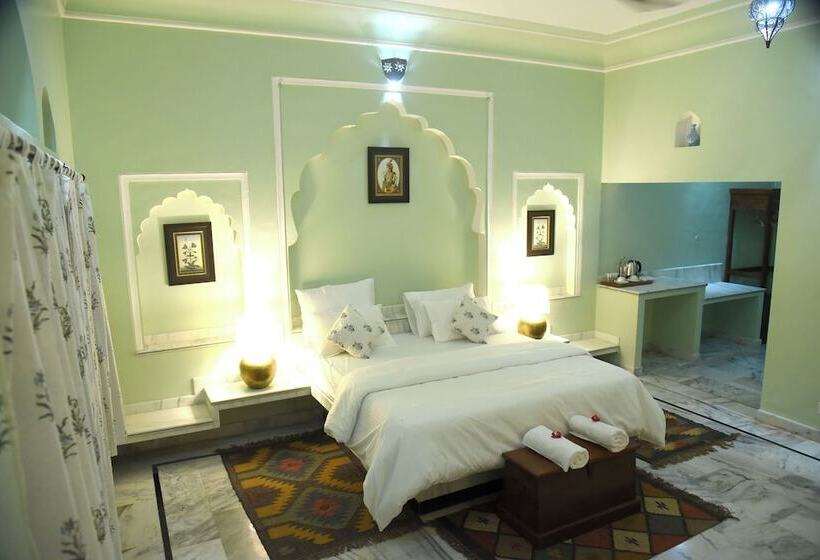 Hotel Fort Chabariya