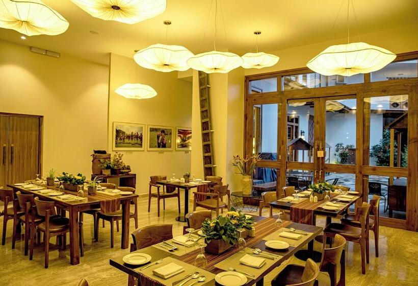 Hotel Fort Chabariya