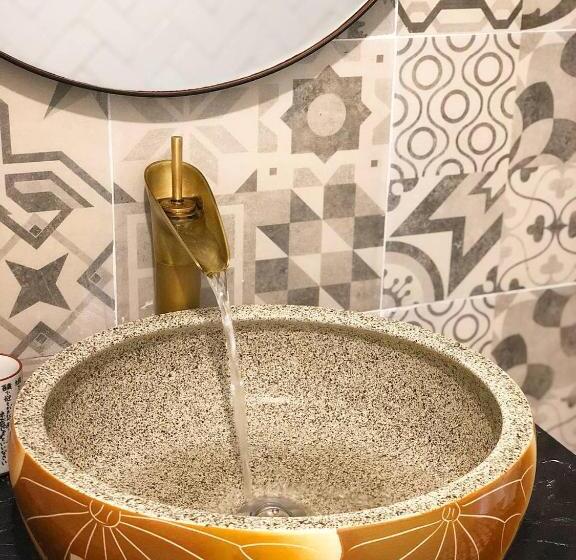 هتل Thênh Thang Home & Cafe