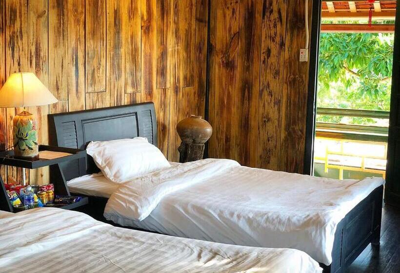 هتل Thênh Thang Home & Cafe