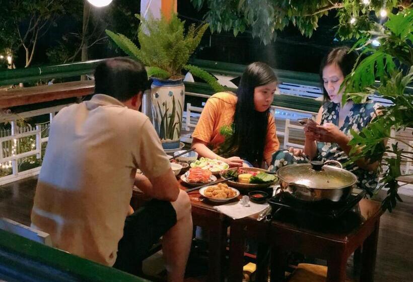 هتل Thênh Thang Home & Cafe