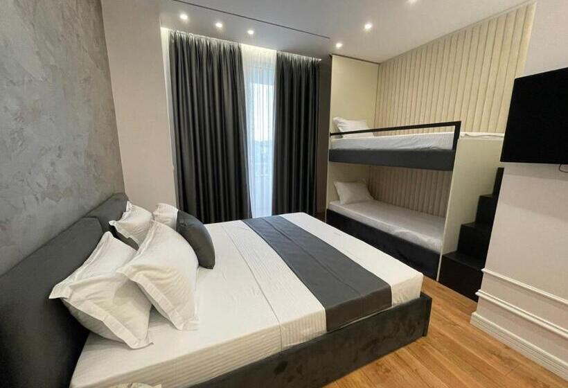 בית מלון כפרי Ujvara