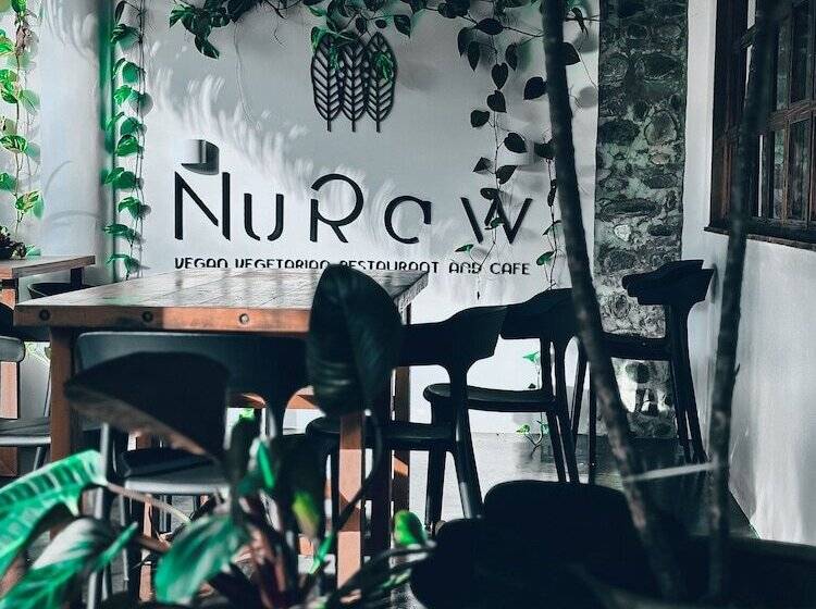 فندق Vayu Retreat Villas