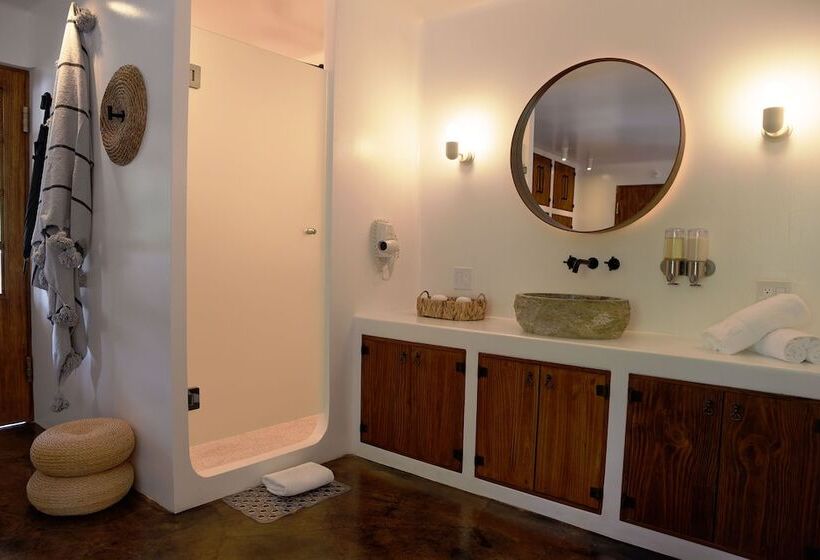 فندق Vayu Retreat Villas