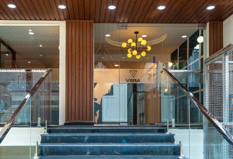 ホテル Vera By Bisque Hebbal Manyata Tech Park