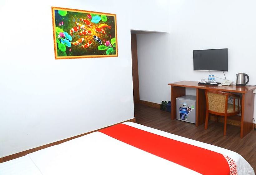 Luxury Airport Hotel & Travel