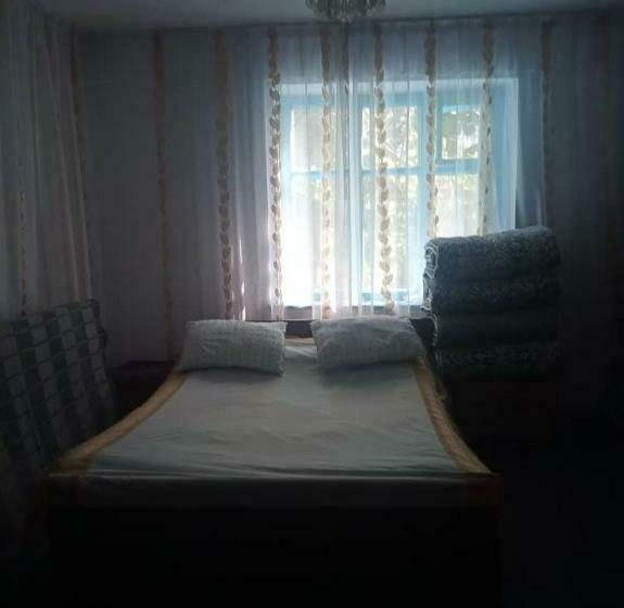 پانسیون Satina Jenish