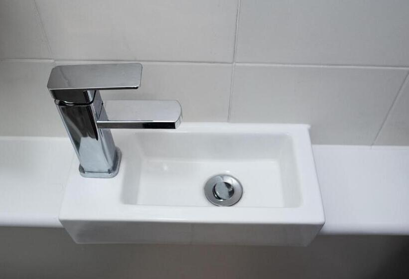 פנסיון Town House Chantry   With Self Check In And Free Parking   Rooms At Ipswichdigs