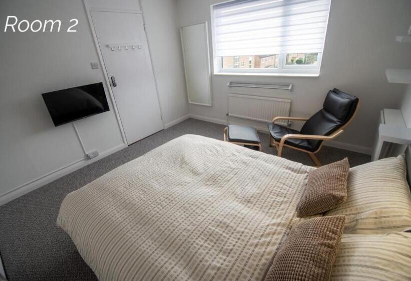 פנסיון Town House Chantry   With Self Check In And Free Parking   Rooms At Ipswichdigs