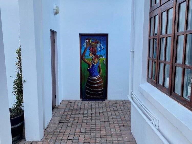 ペンション Whistlewood Guesthouse Walmer, Port Eizabeth