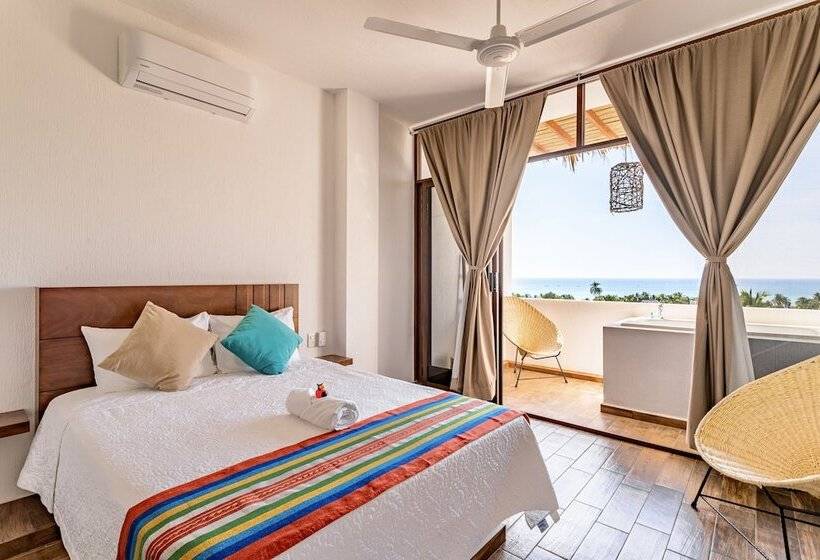 Punta Kai Hotel & Hostal