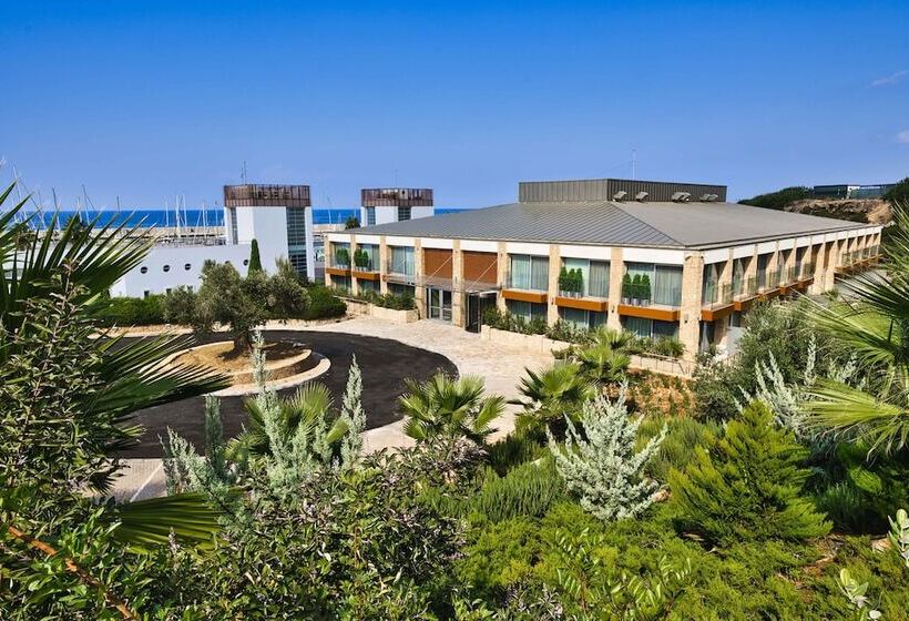 Курорт Karpaz Gate Marina