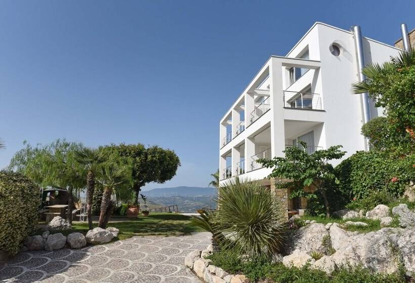 リゾートホテル Torre Difyos