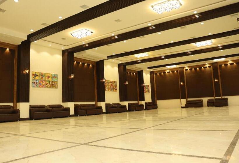 The Stoneberry Resort