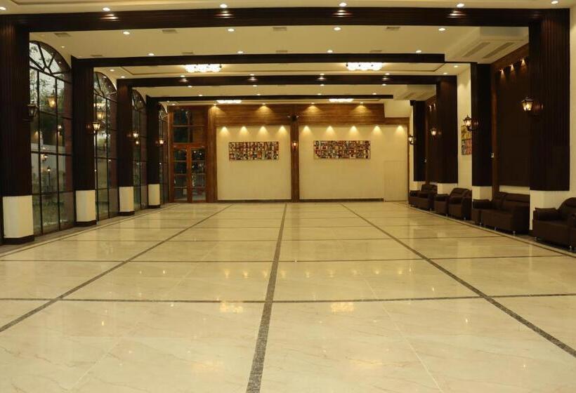 The Stoneberry Resort