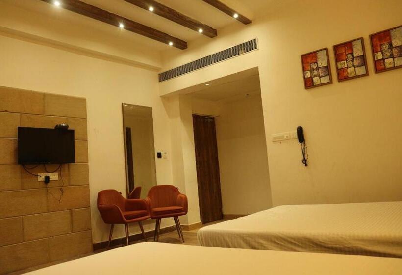 The Stoneberry Resort