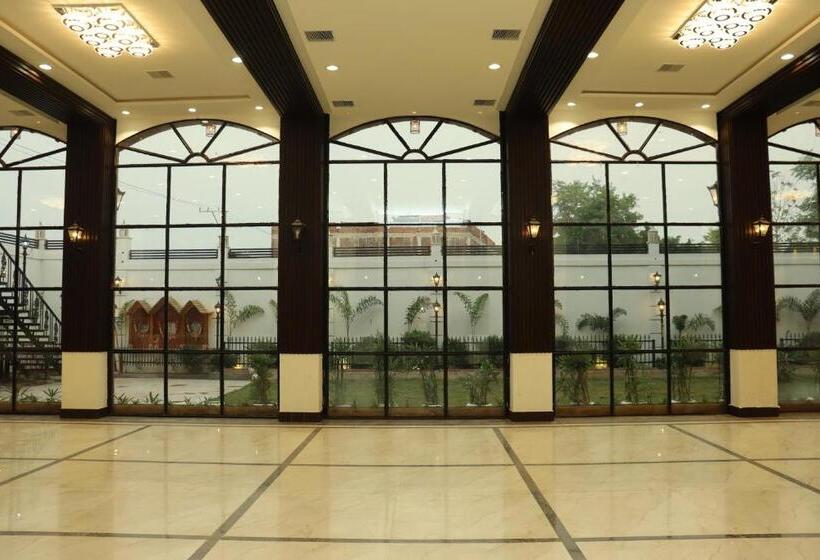 The Stoneberry Resort