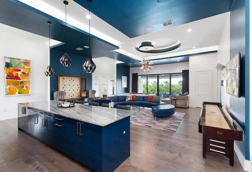 Villatel At Reunion Resort