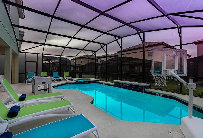 Villatel At Solterra Resort