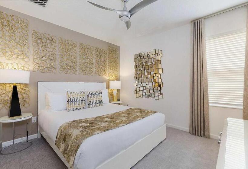 Villatel At Solterra Resort