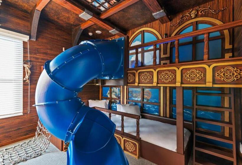 Villatel Village At Solterra Resort