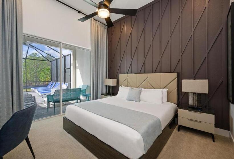 Villatel Village At Solterra Resort