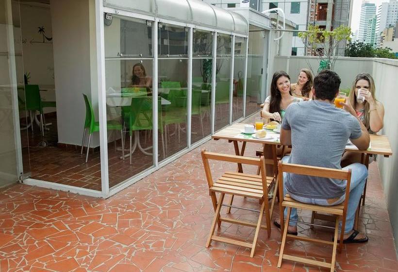 호스텔 Clh Suites Curitiba