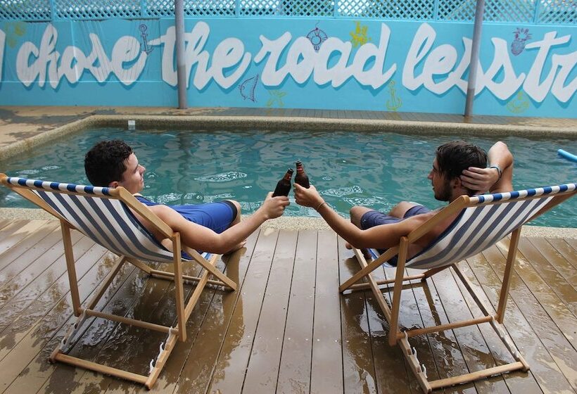 ユースホステル Port Douglas Backpackers