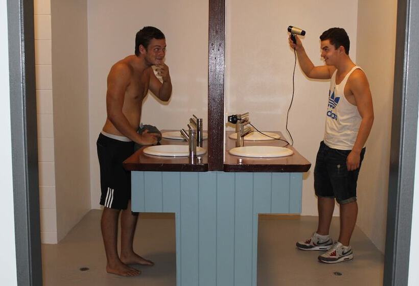 ユースホステル Port Douglas Backpackers