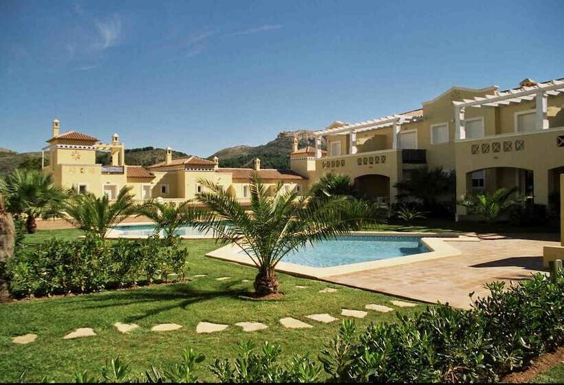 Apartamentos Serviden Augusta La Sella